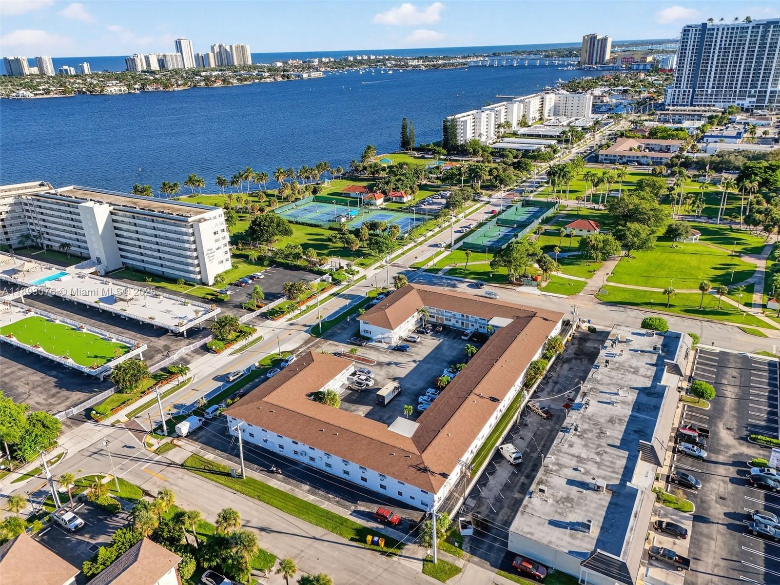 LAKE VIEW CONDO APTS - Residential