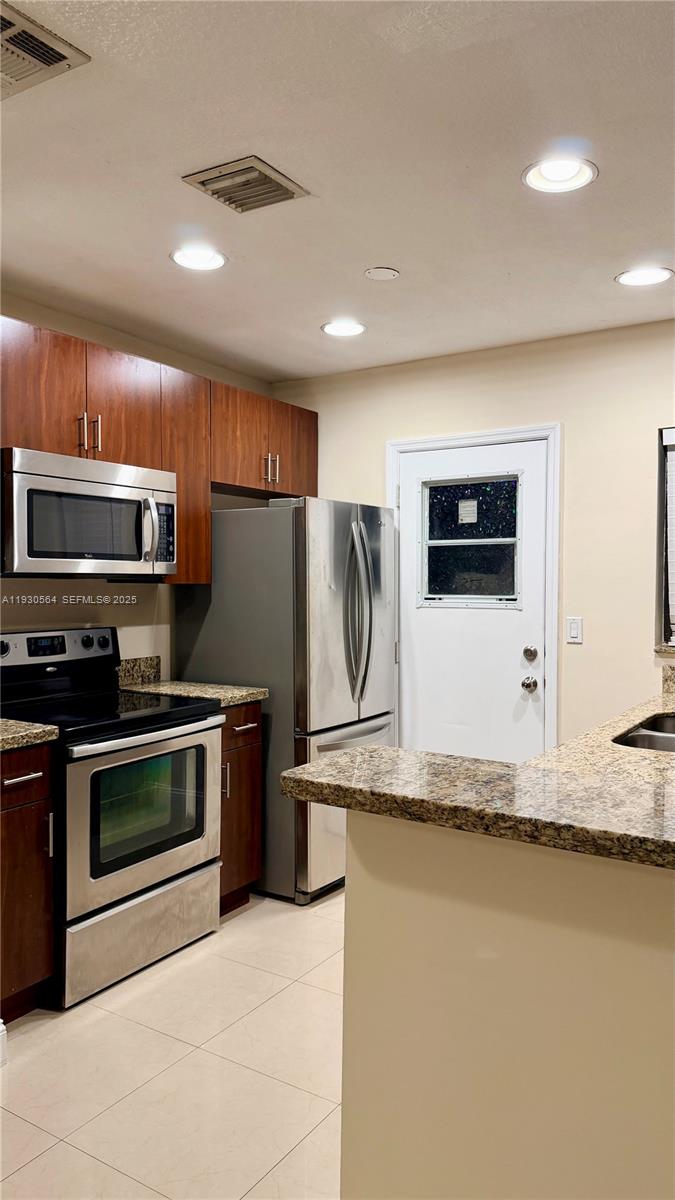 PROGRESSO - Residential Lease