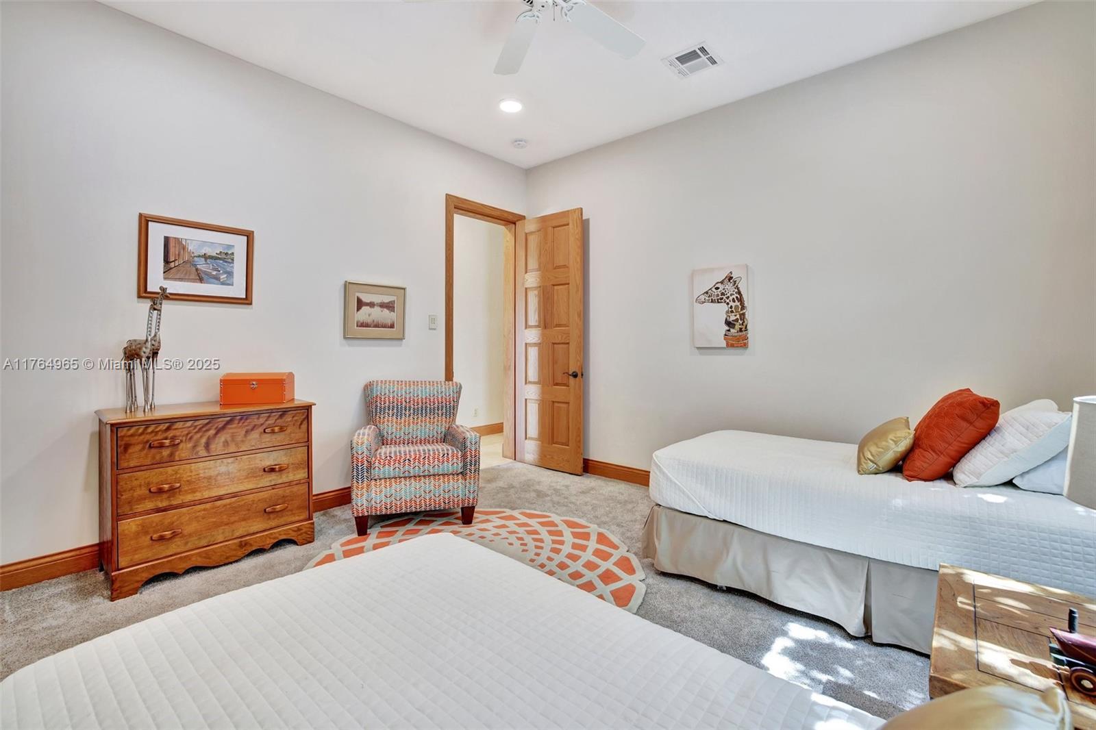 BEACH WAY HEIGHTS UNIT - Residential