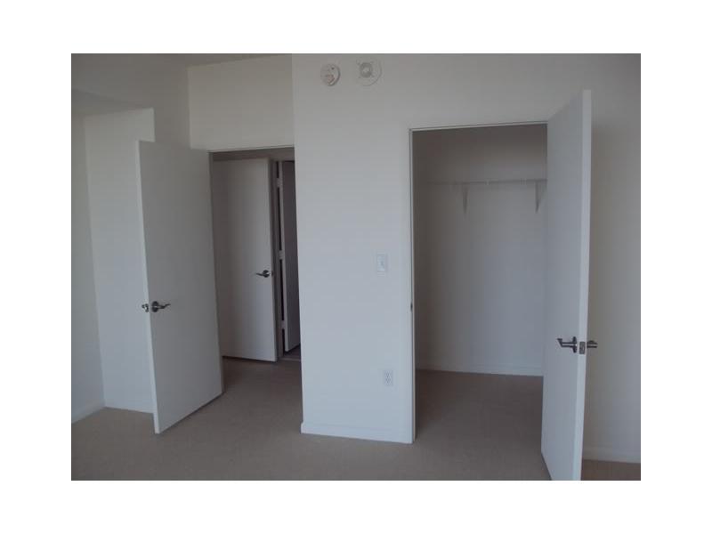 VIZCAYNE NORTH - Residential Lease