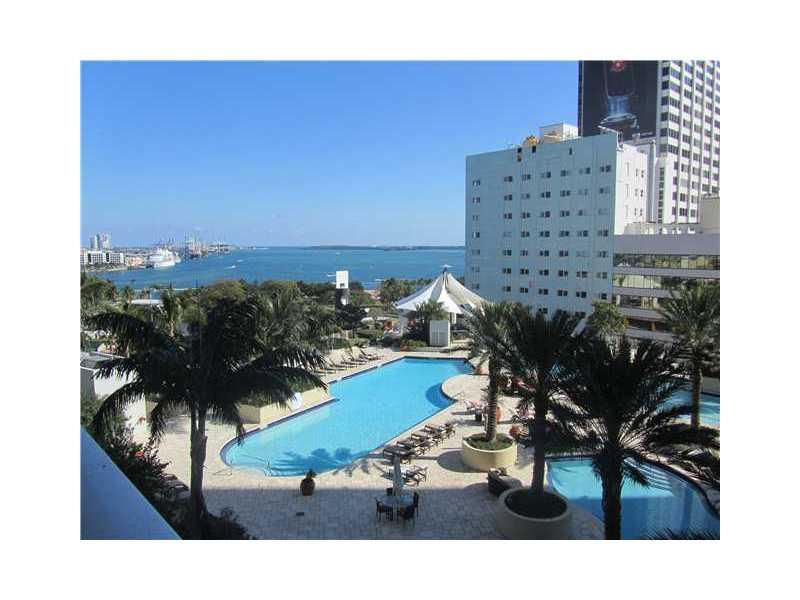VIZCAYNE NORTH - Residential Lease