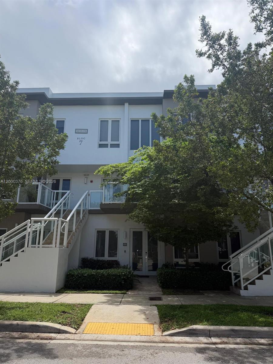 LANDMARK AT DORAL CONDO N - Residential Lease