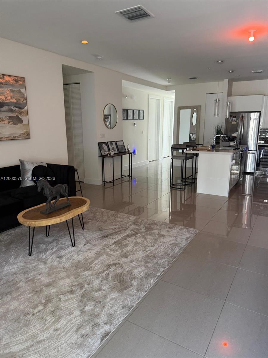 LANDMARK AT DORAL CONDO N - Residential Lease