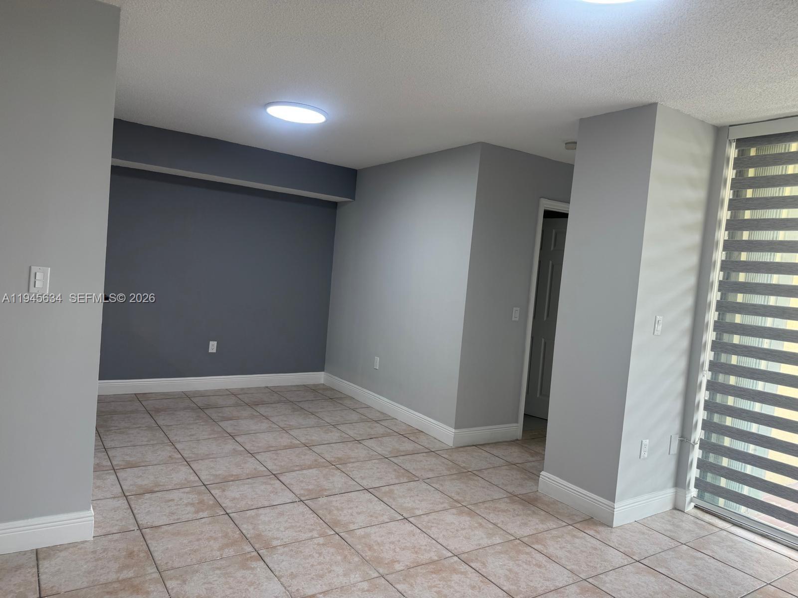 INTERNATIONAL PARK I COND - Residential Lease