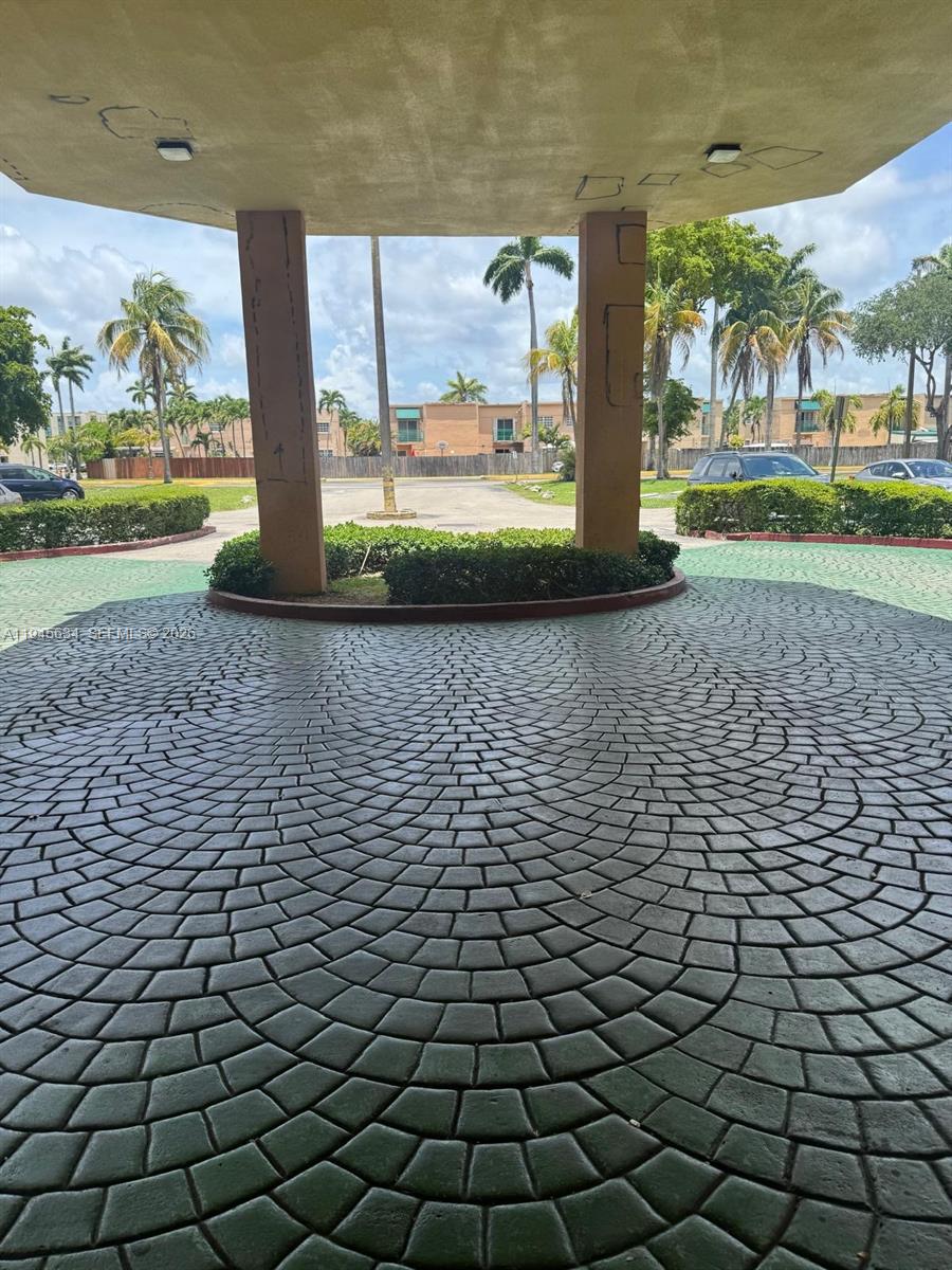 INTERNATIONAL PARK I COND - Residential Lease