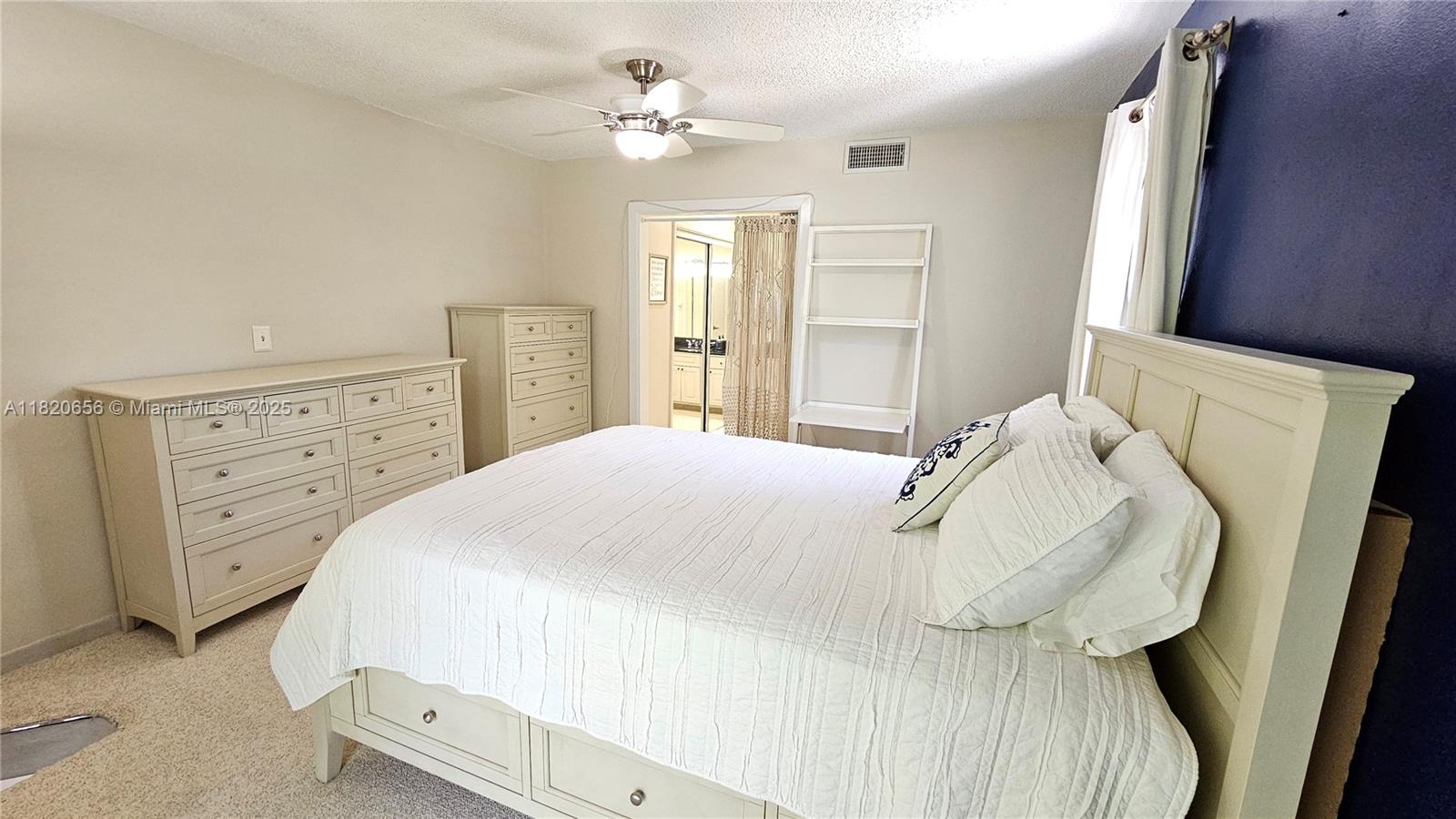 GROVE TOWNHOUSES CONDO - Residential