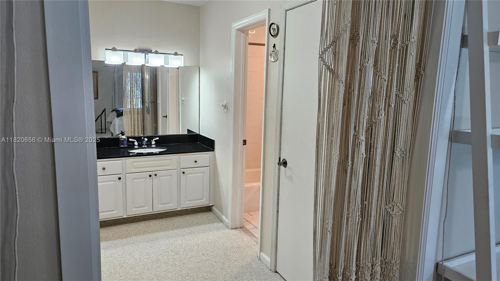 GROVE TOWNHOUSES CONDO - Residential