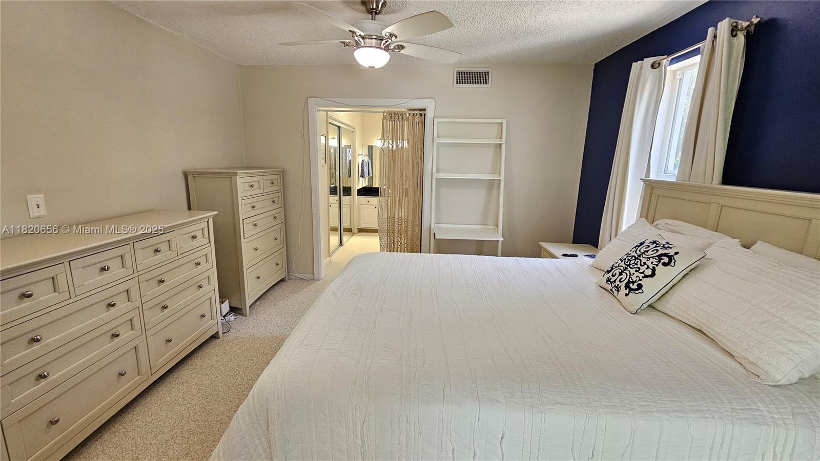 GROVE TOWNHOUSES CONDO - Residential