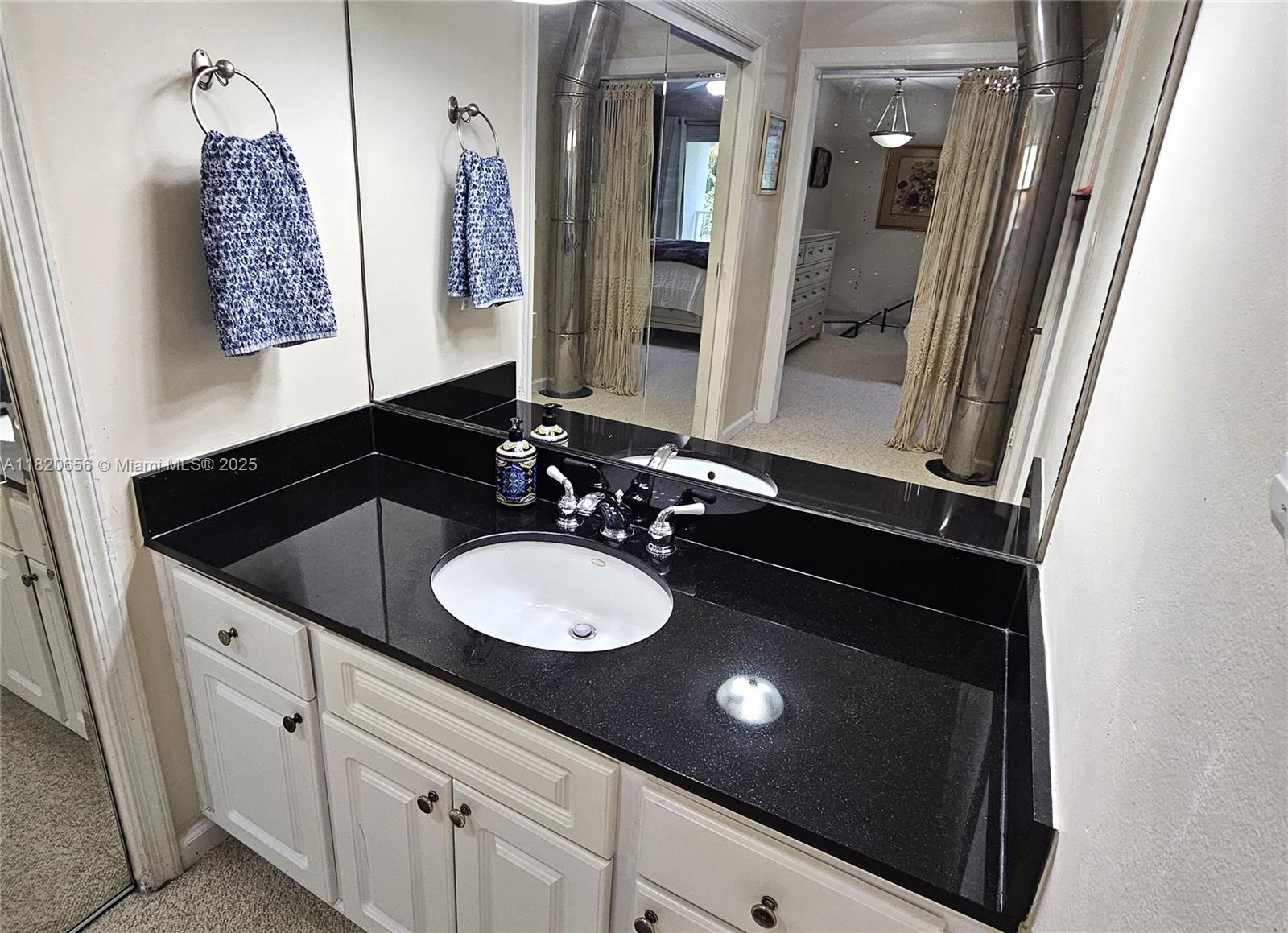 GROVE TOWNHOUSES CONDO - Residential