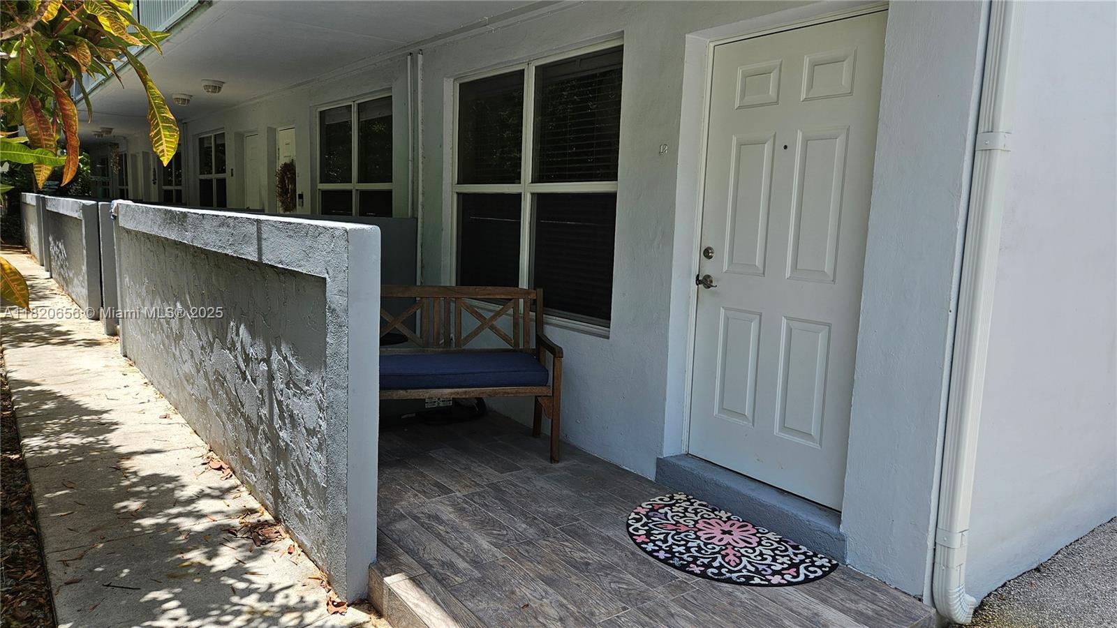 GROVE TOWNHOUSES CONDO - Residential