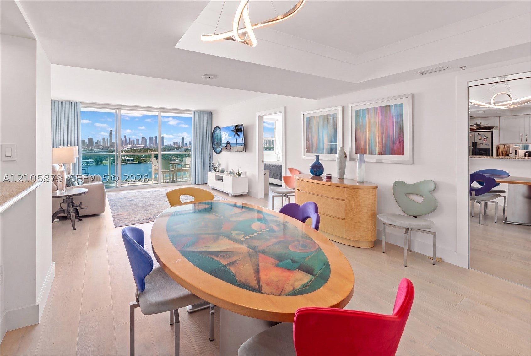 650 West Ave 1807
