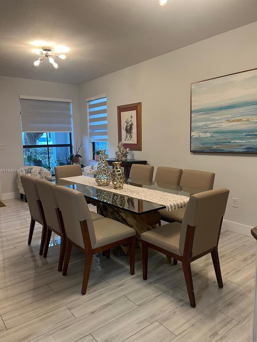 VENETIAN PARC WEST - Residential