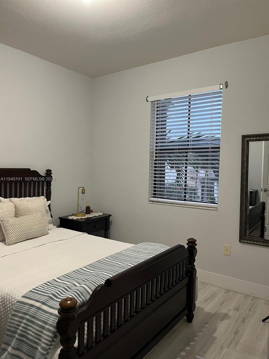 VENETIAN PARC WEST - Residential