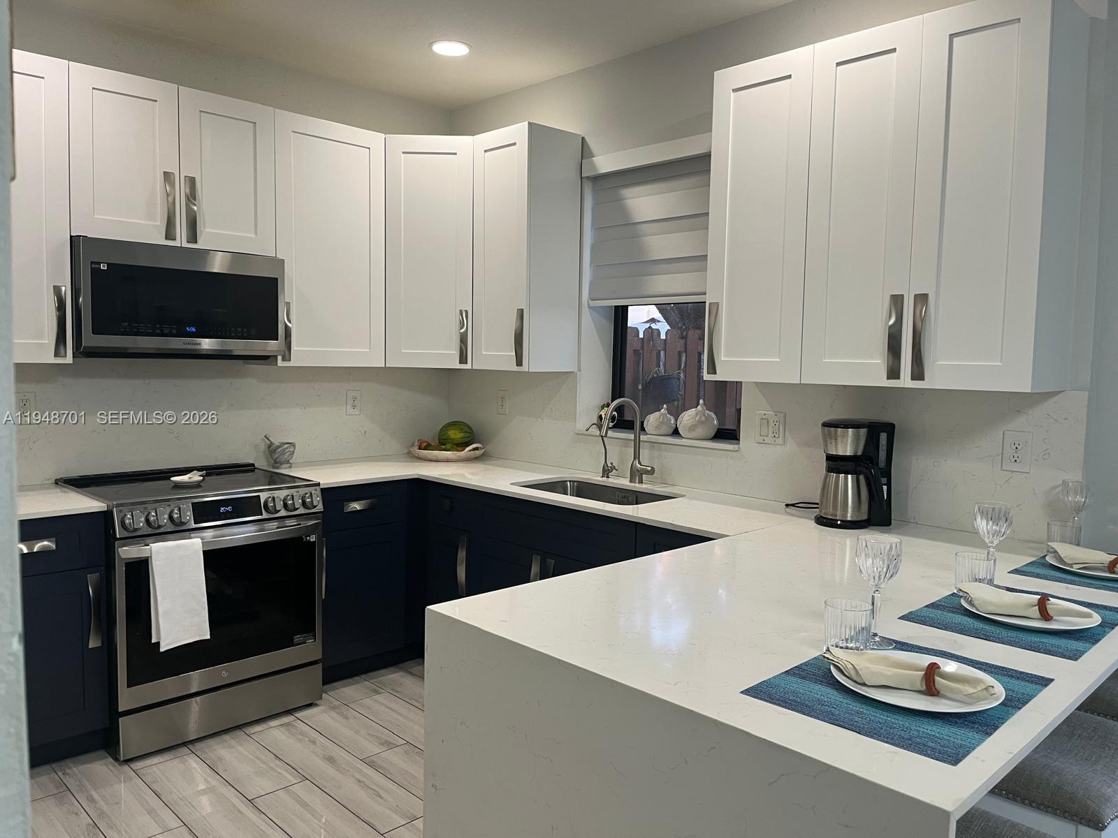 VENETIAN PARC WEST - Residential