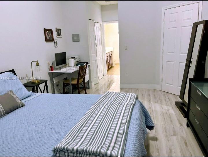 VENETIAN PARC WEST - Residential