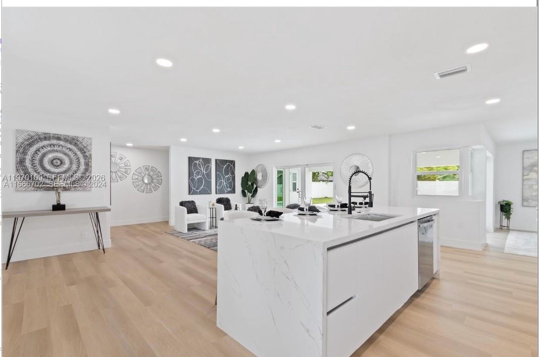 BOCA RATON SQUARE UNIT 19 - Residential