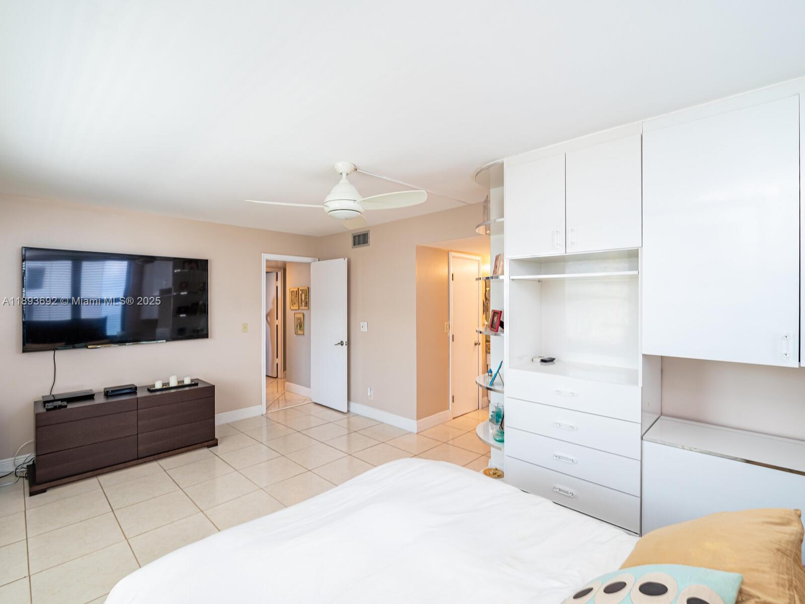 BRITANNIA AT QUADOMAIN CO - Residential Lease