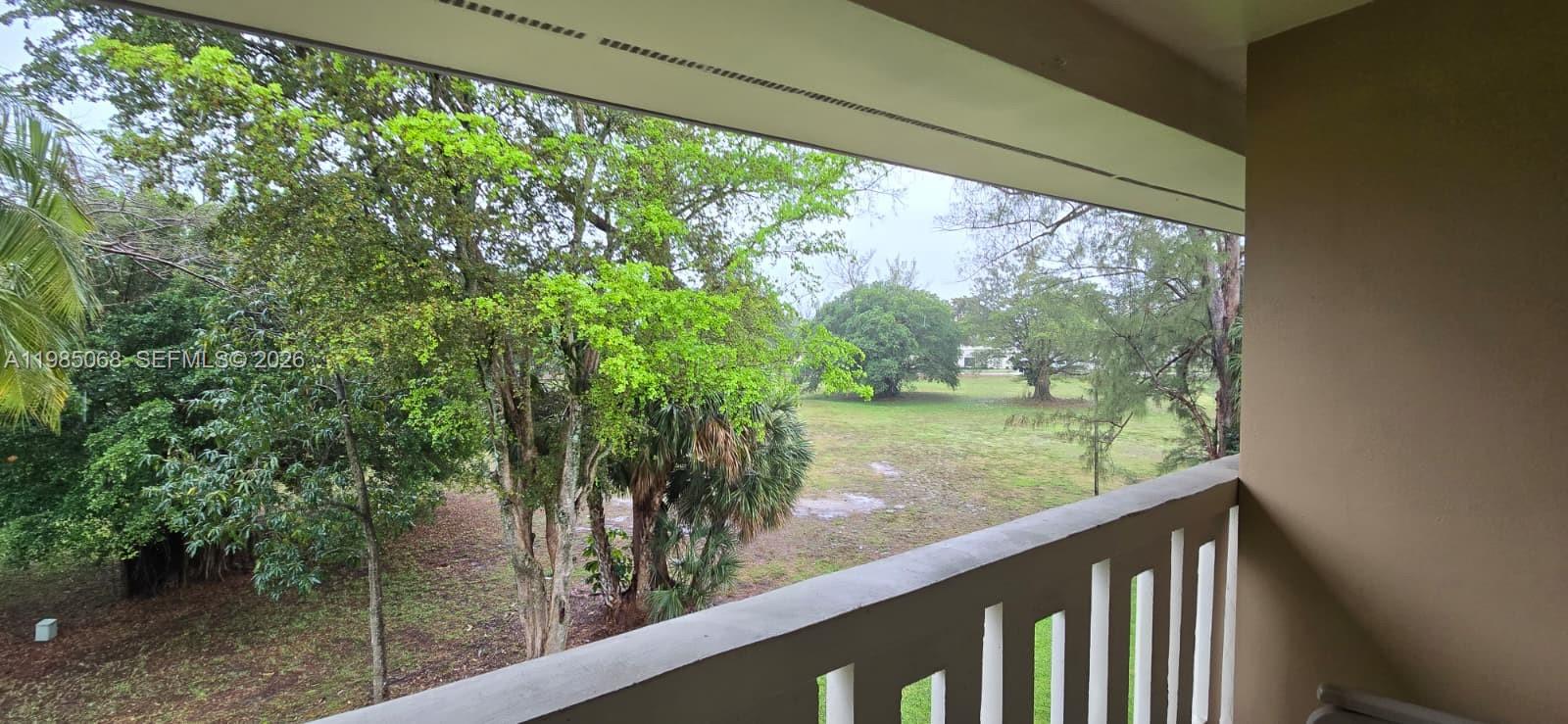 VILLAS OF MIAMI LAKES CON - Residential