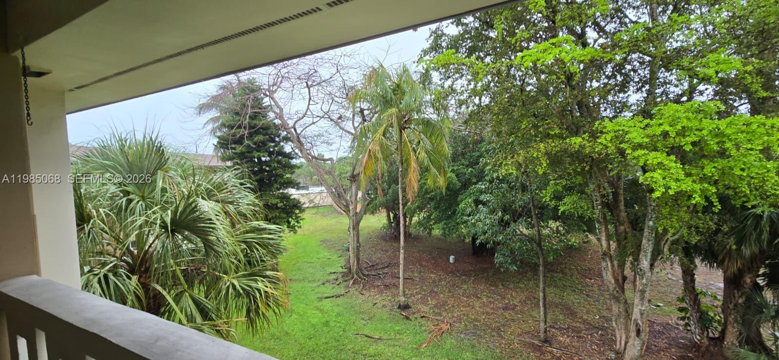 VILLAS OF MIAMI LAKES CON - Residential