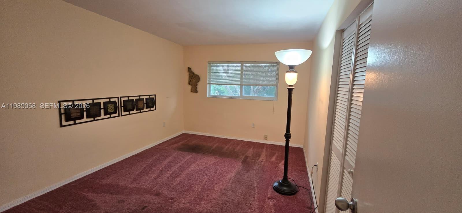 VILLAS OF MIAMI LAKES CON - Residential