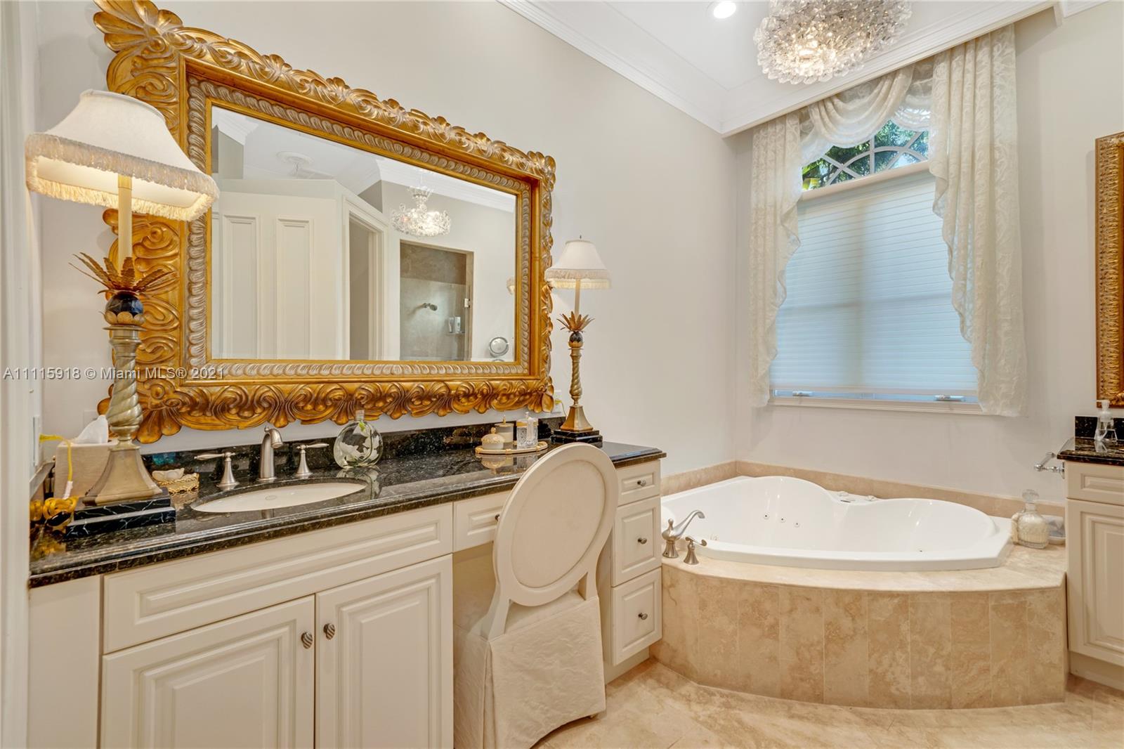 NAVARRO ISLE - Residential