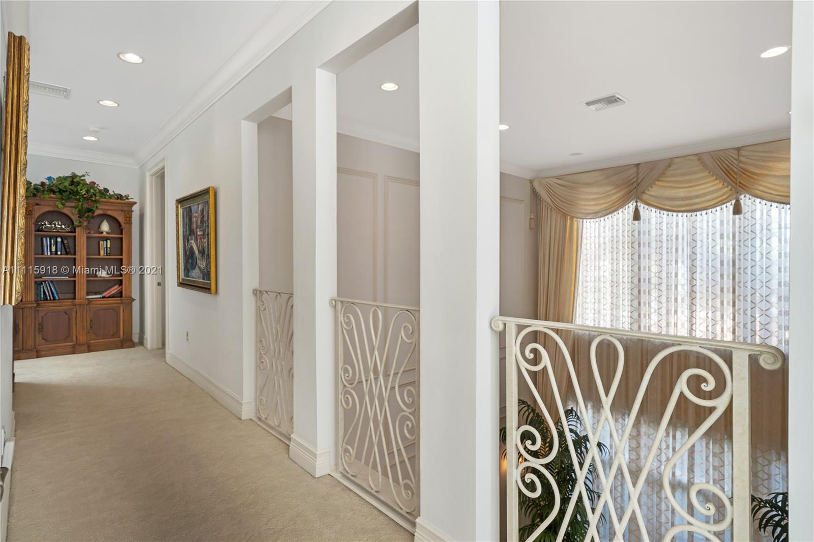 NAVARRO ISLE - Residential