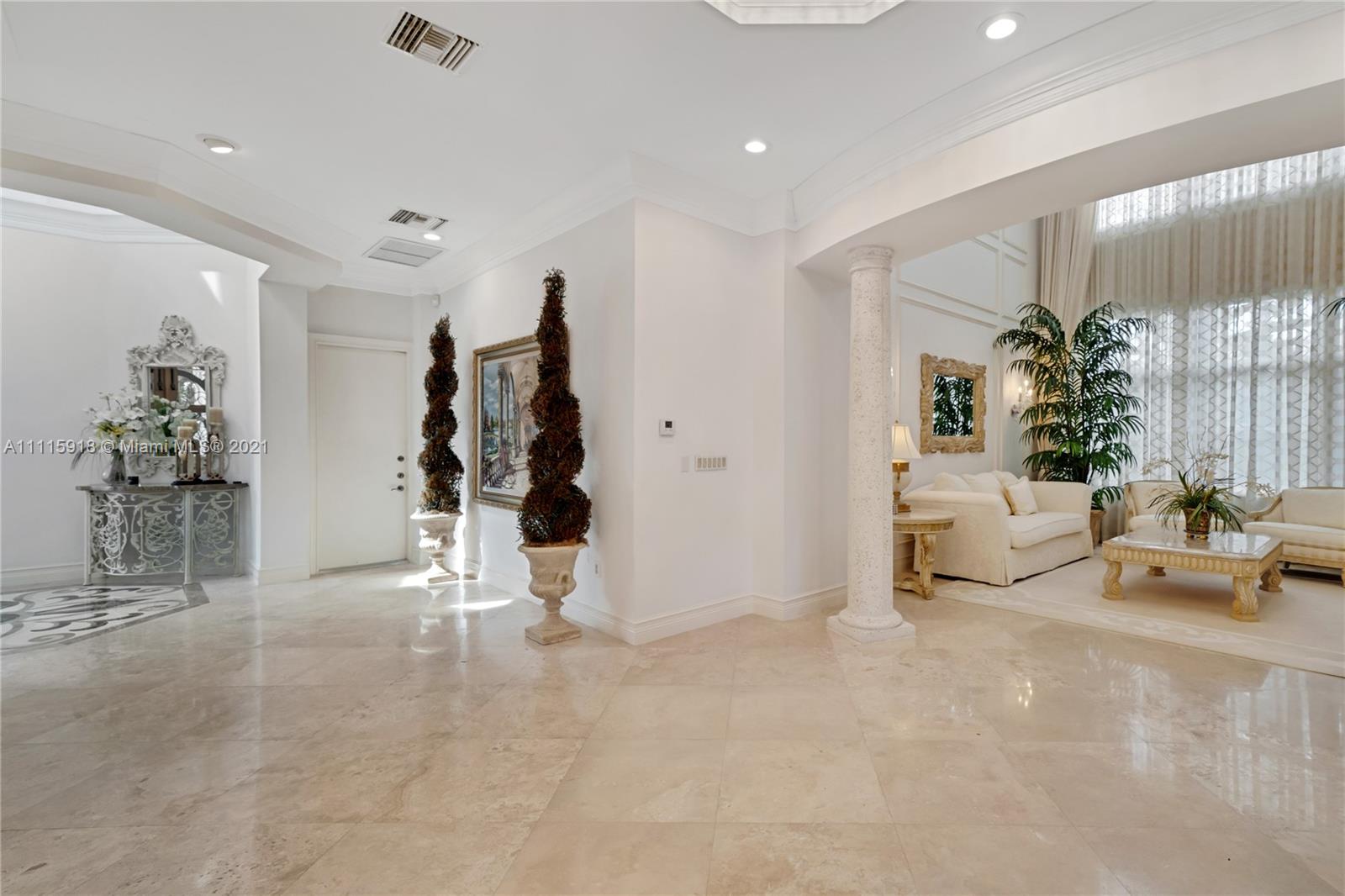 NAVARRO ISLE - Residential