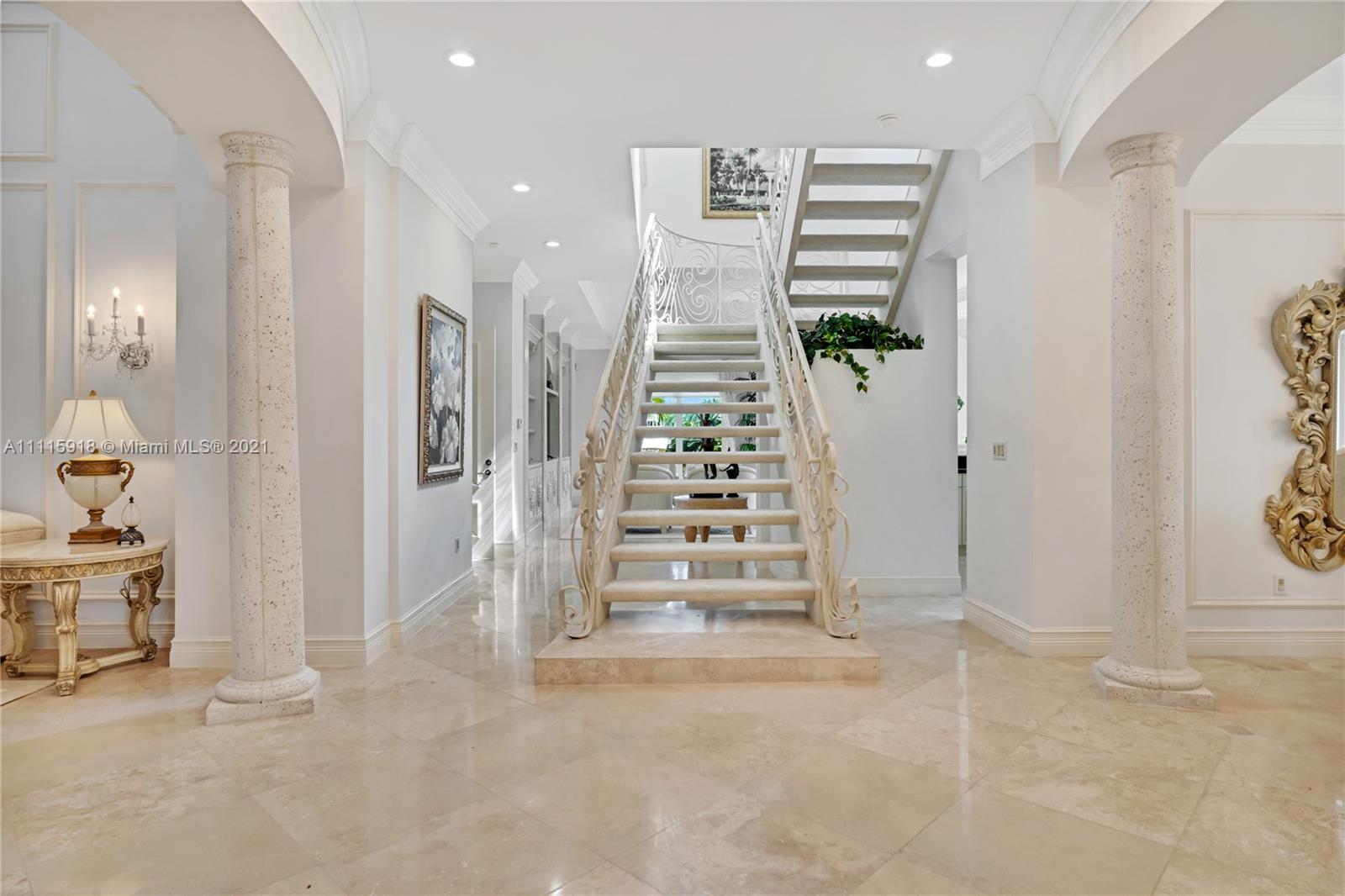 NAVARRO ISLE - Residential