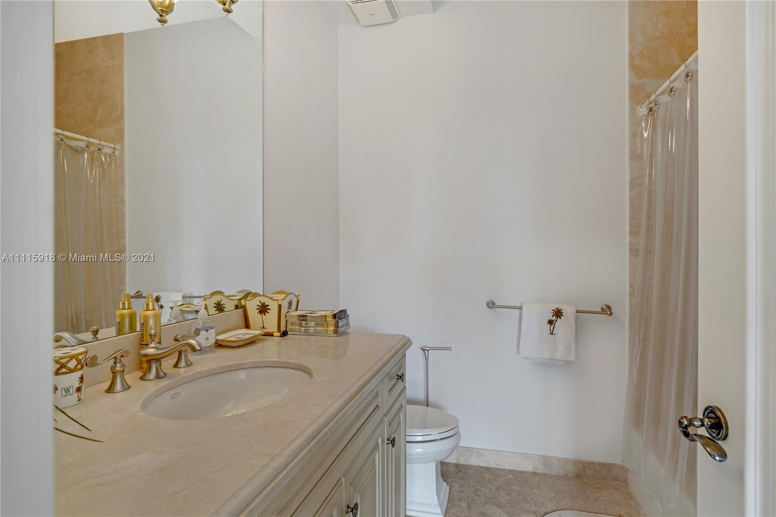 NAVARRO ISLE - Residential