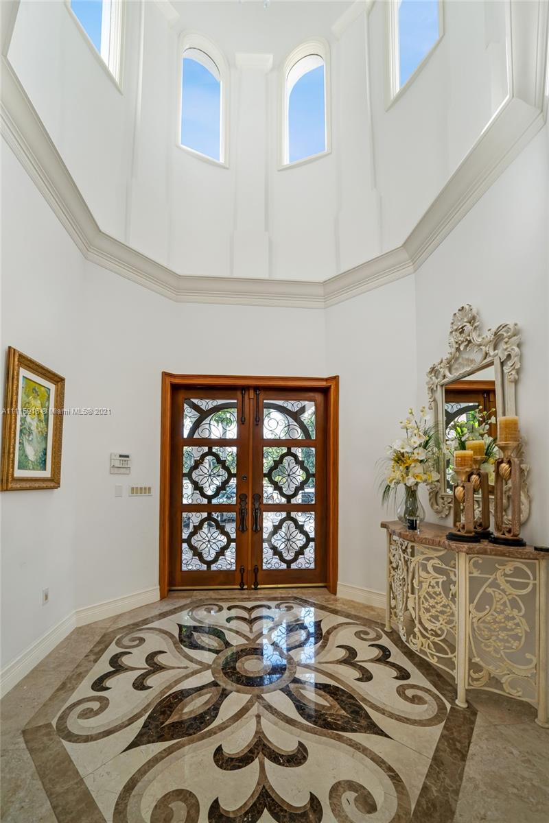 NAVARRO ISLE - Residential