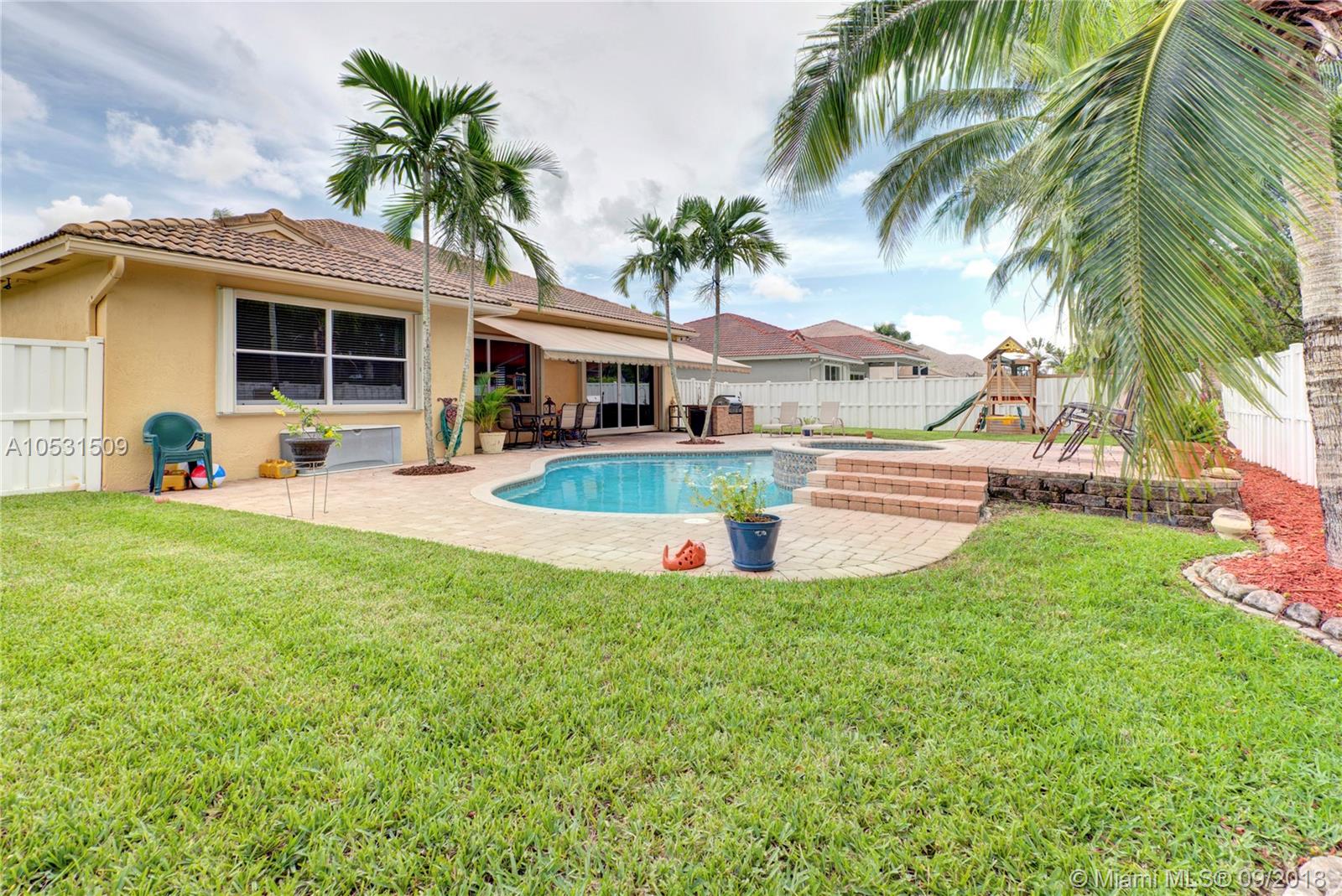 PEMBROKE FALLS-PH 4A - Residential