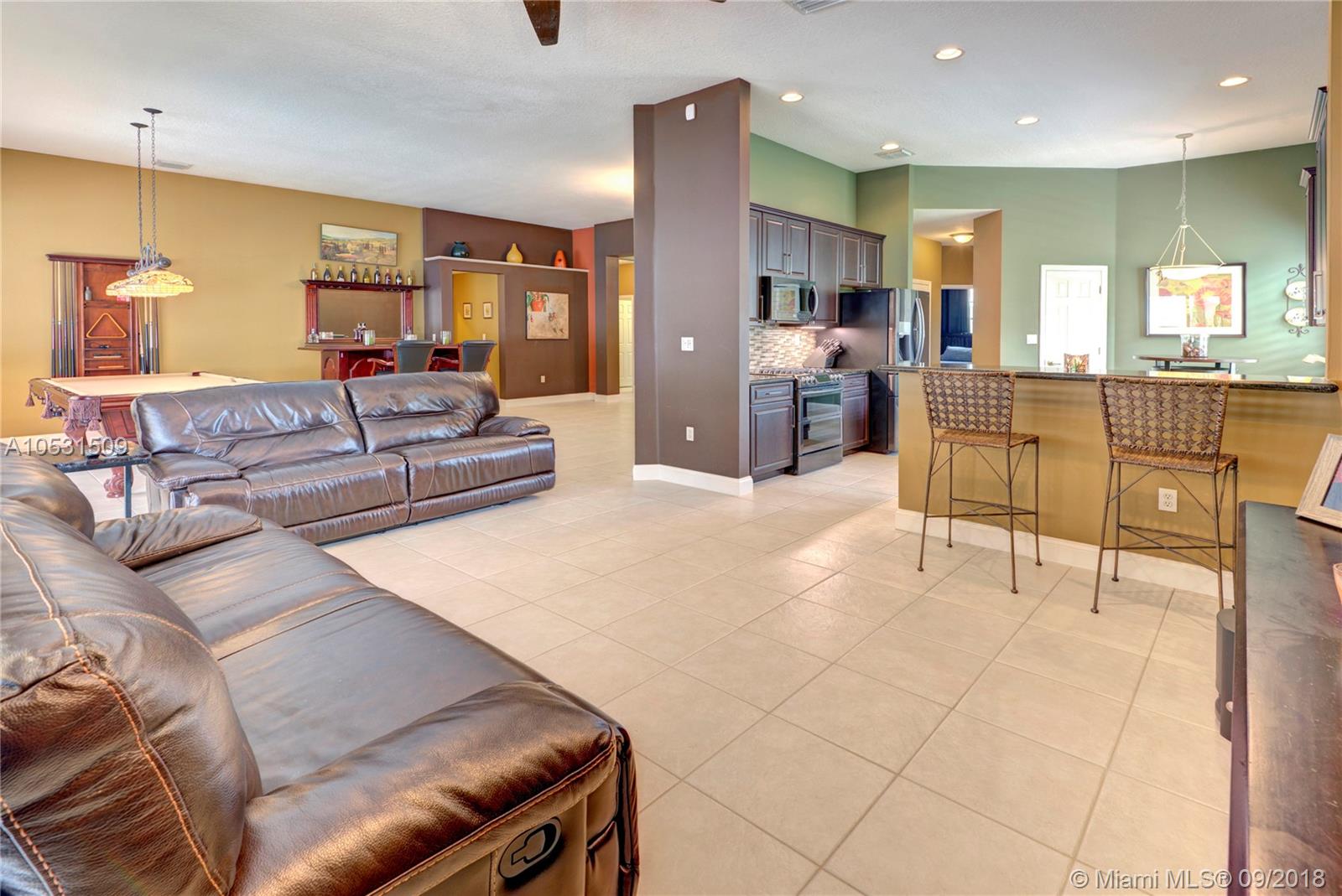 PEMBROKE FALLS-PH 4A - Residential