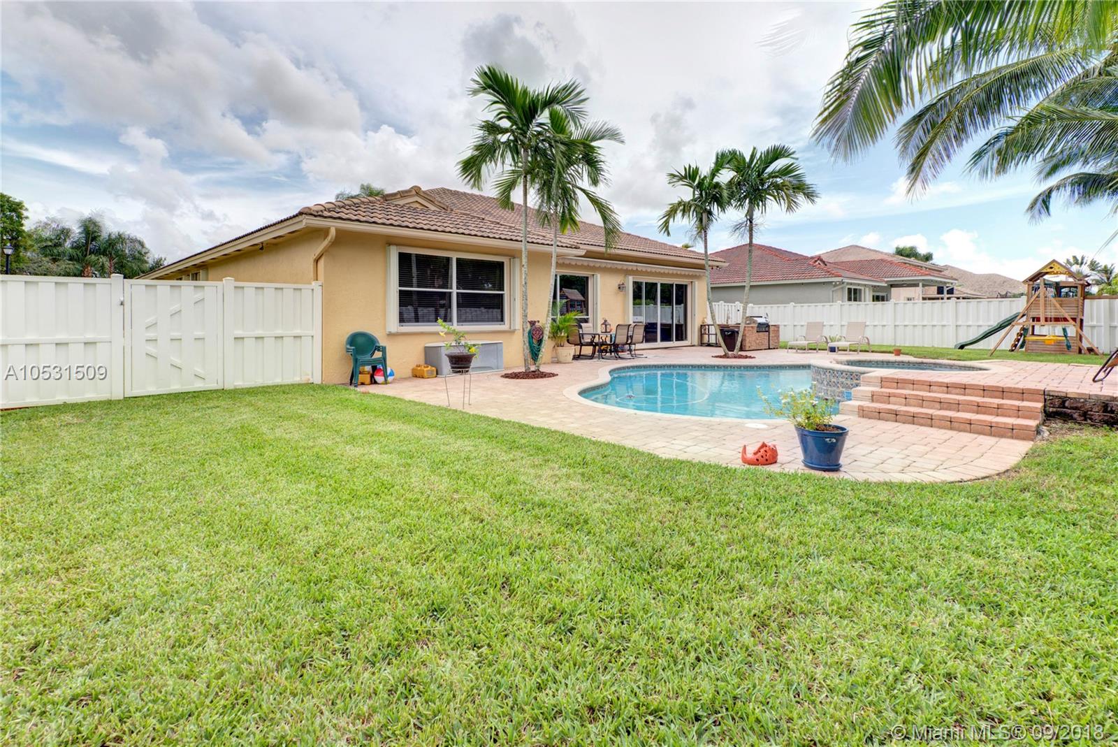 PEMBROKE FALLS-PH 4A - Residential