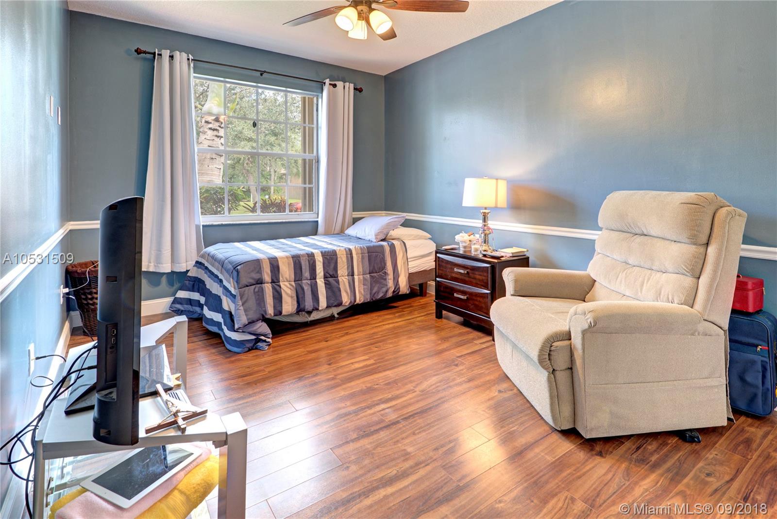 PEMBROKE FALLS-PH 4A - Residential