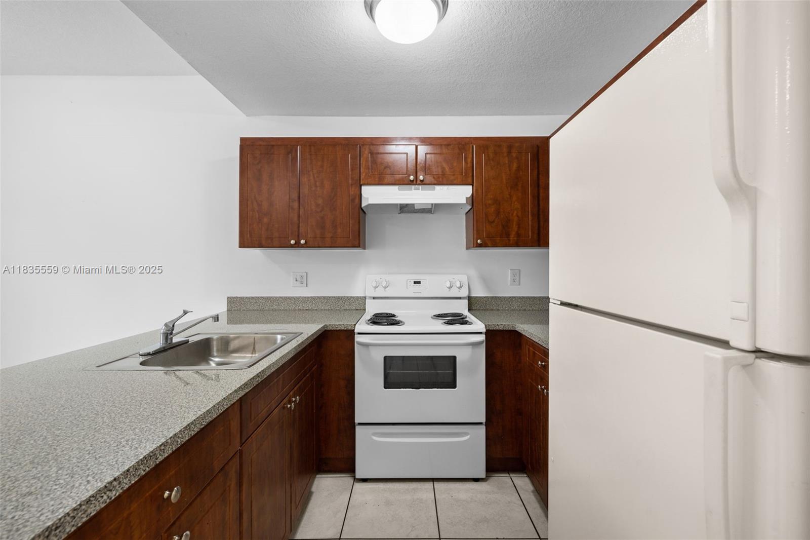 2453 W 78th St 104