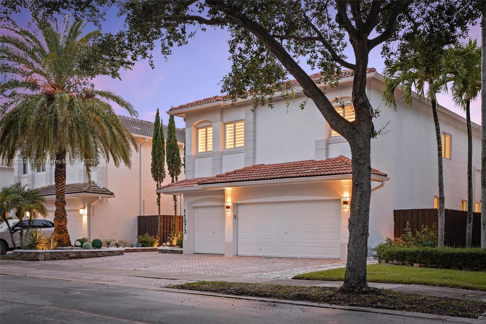 Doral Isles Catalina - Residential