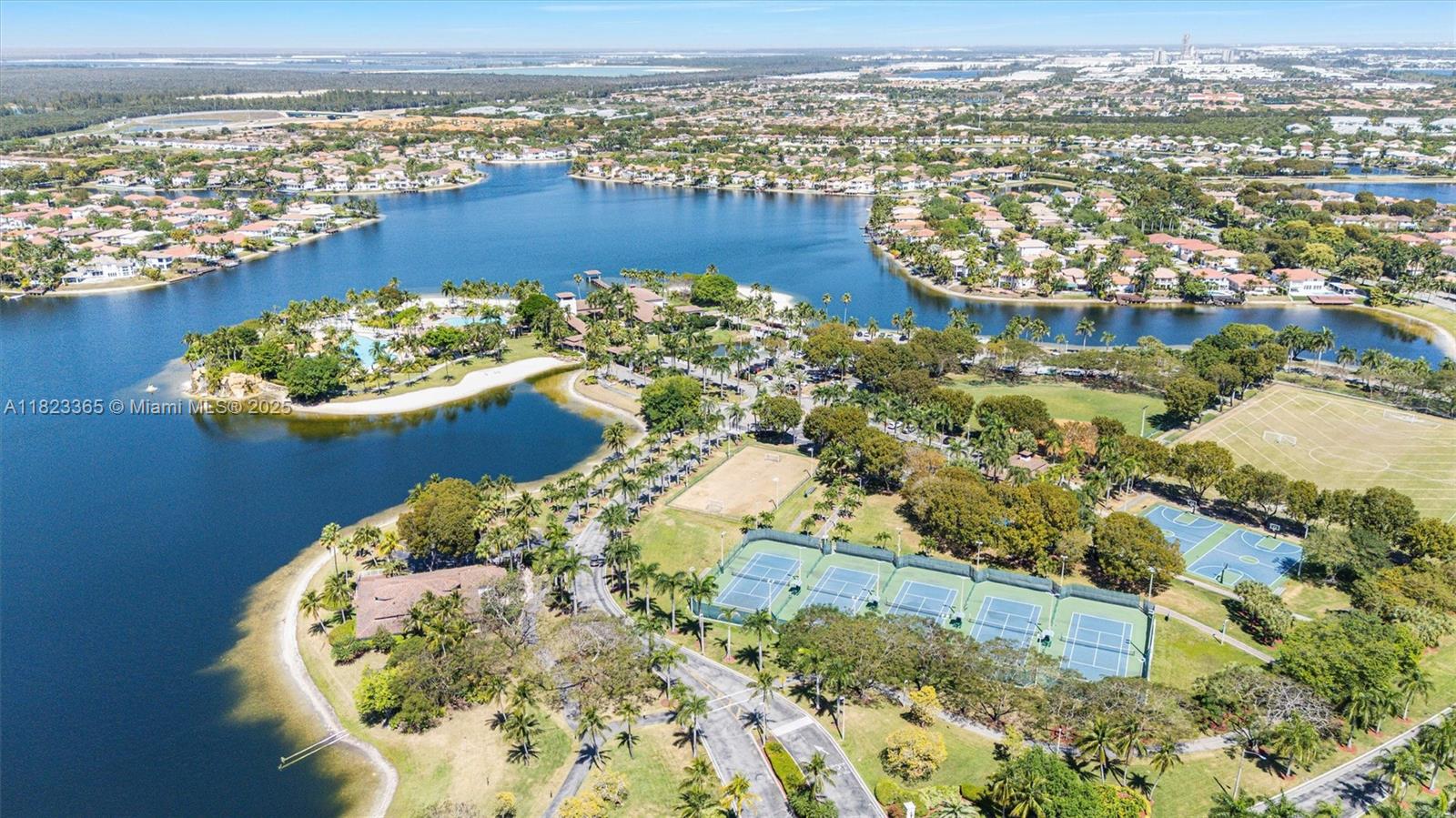 Doral Isles Catalina - Residential