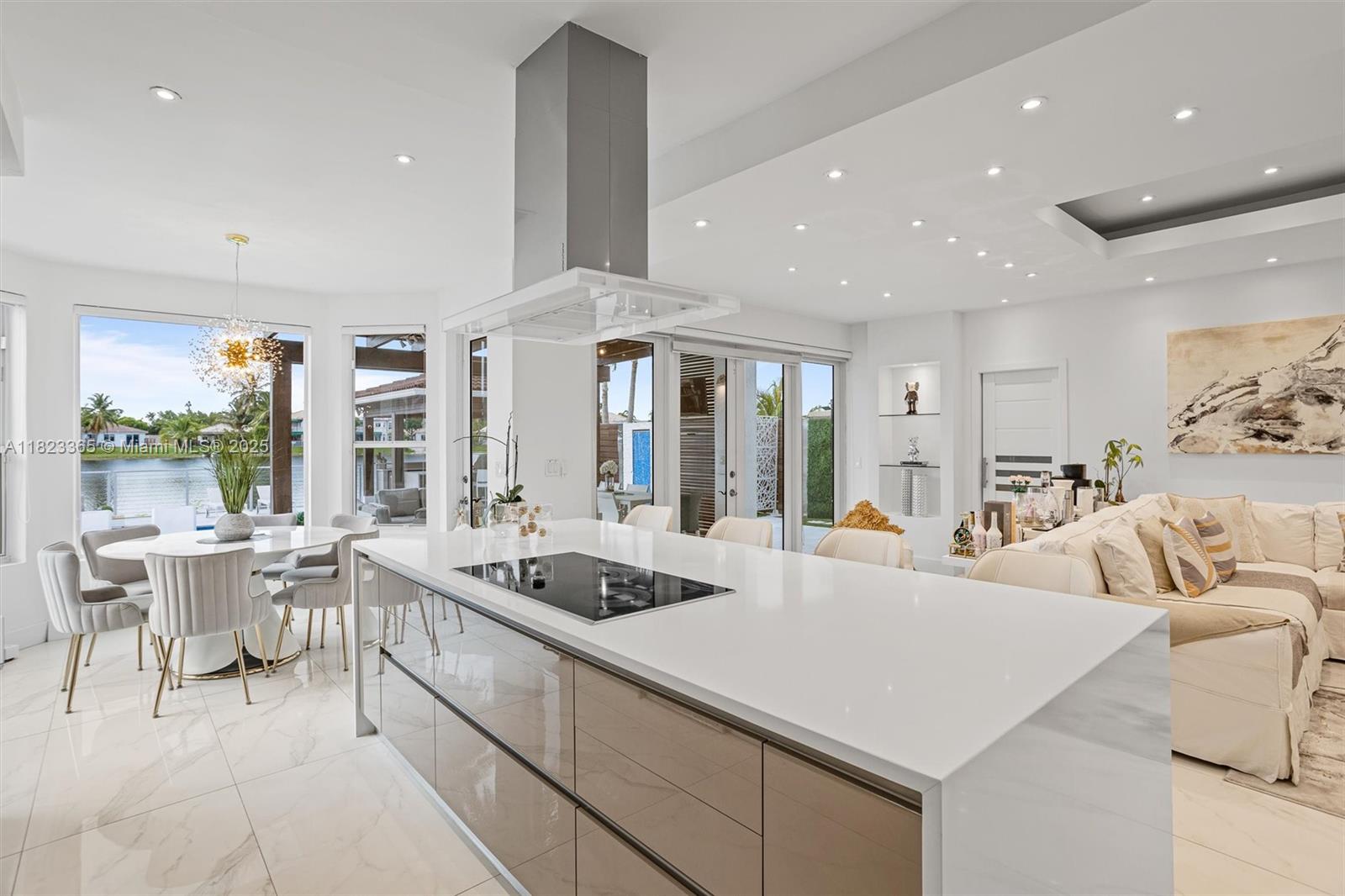 Doral Isles Catalina - Residential