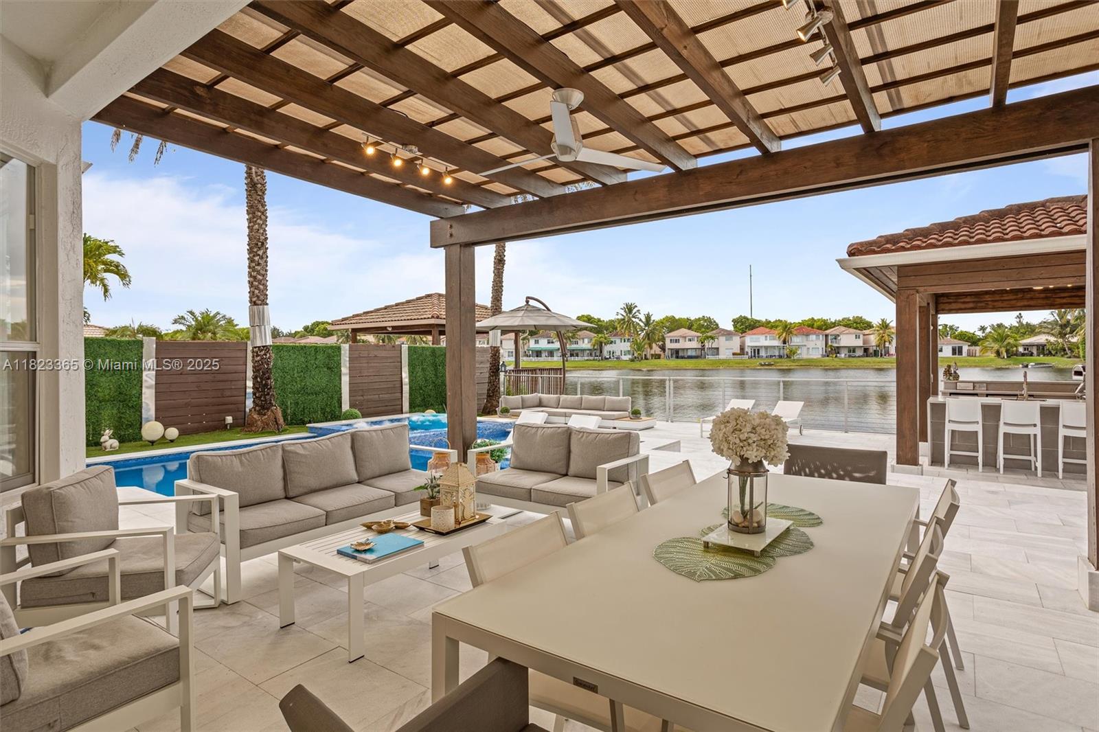 Doral Isles Catalina - Residential