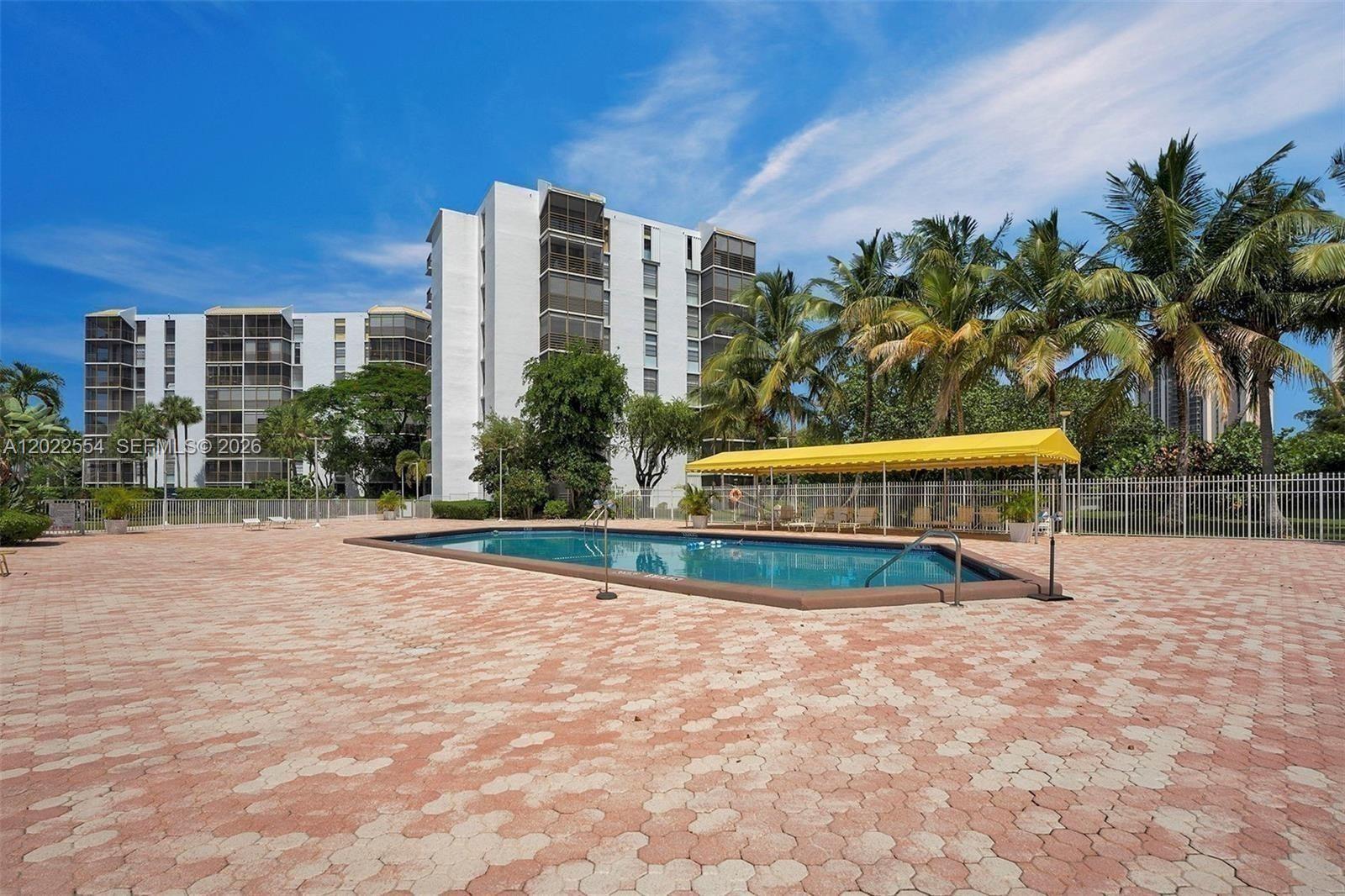 BISCAYA IV CONDO - Residential Lease