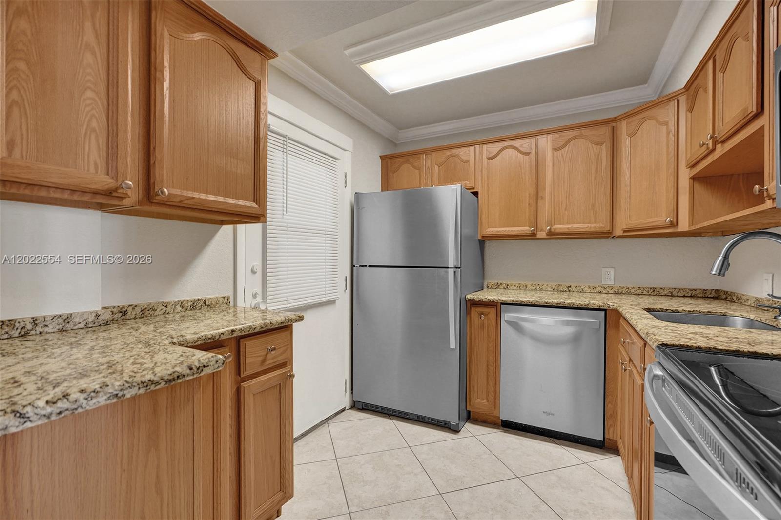 BISCAYA IV CONDO - Residential Lease
