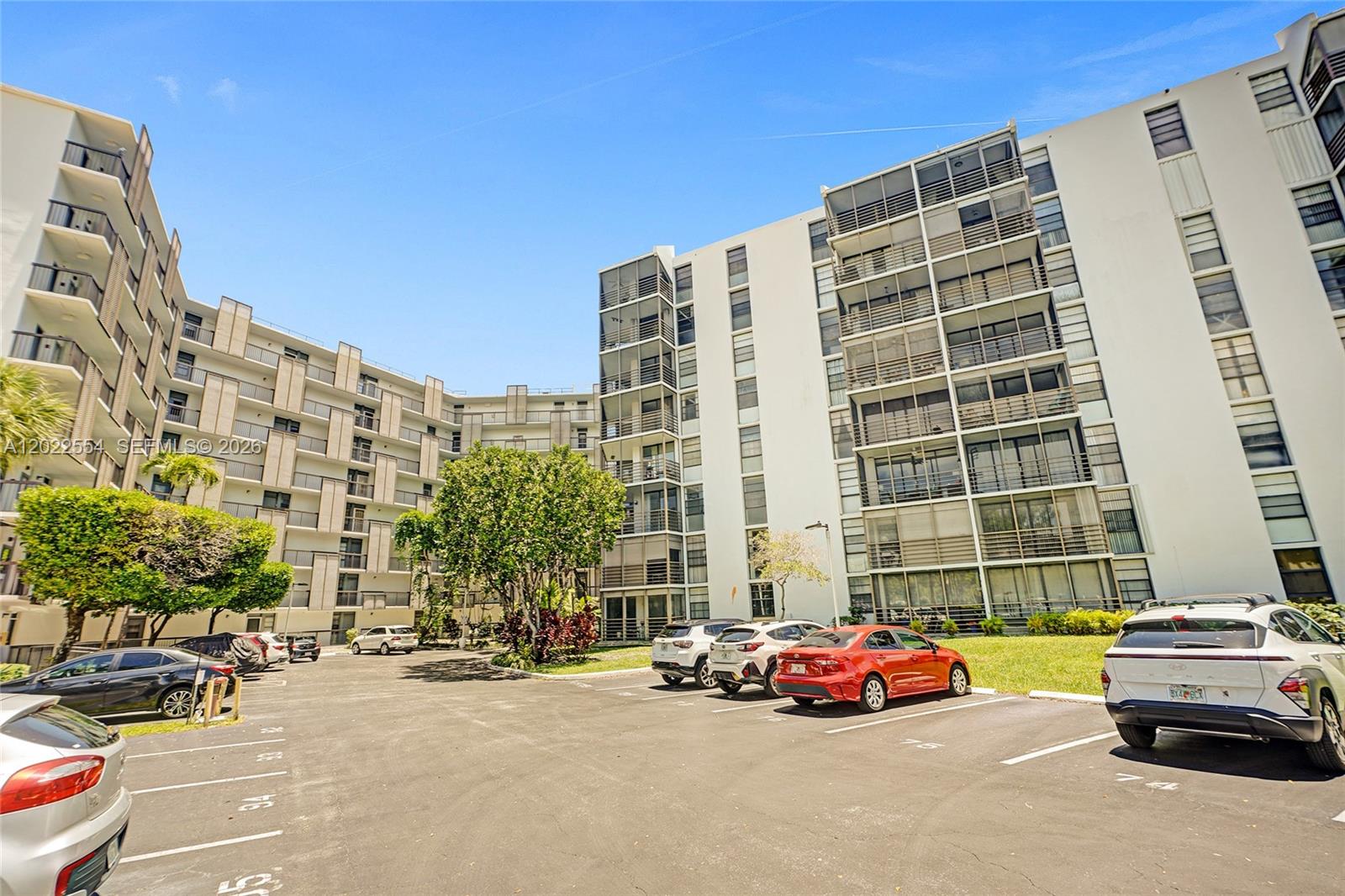 BISCAYA IV CONDO - Residential Lease