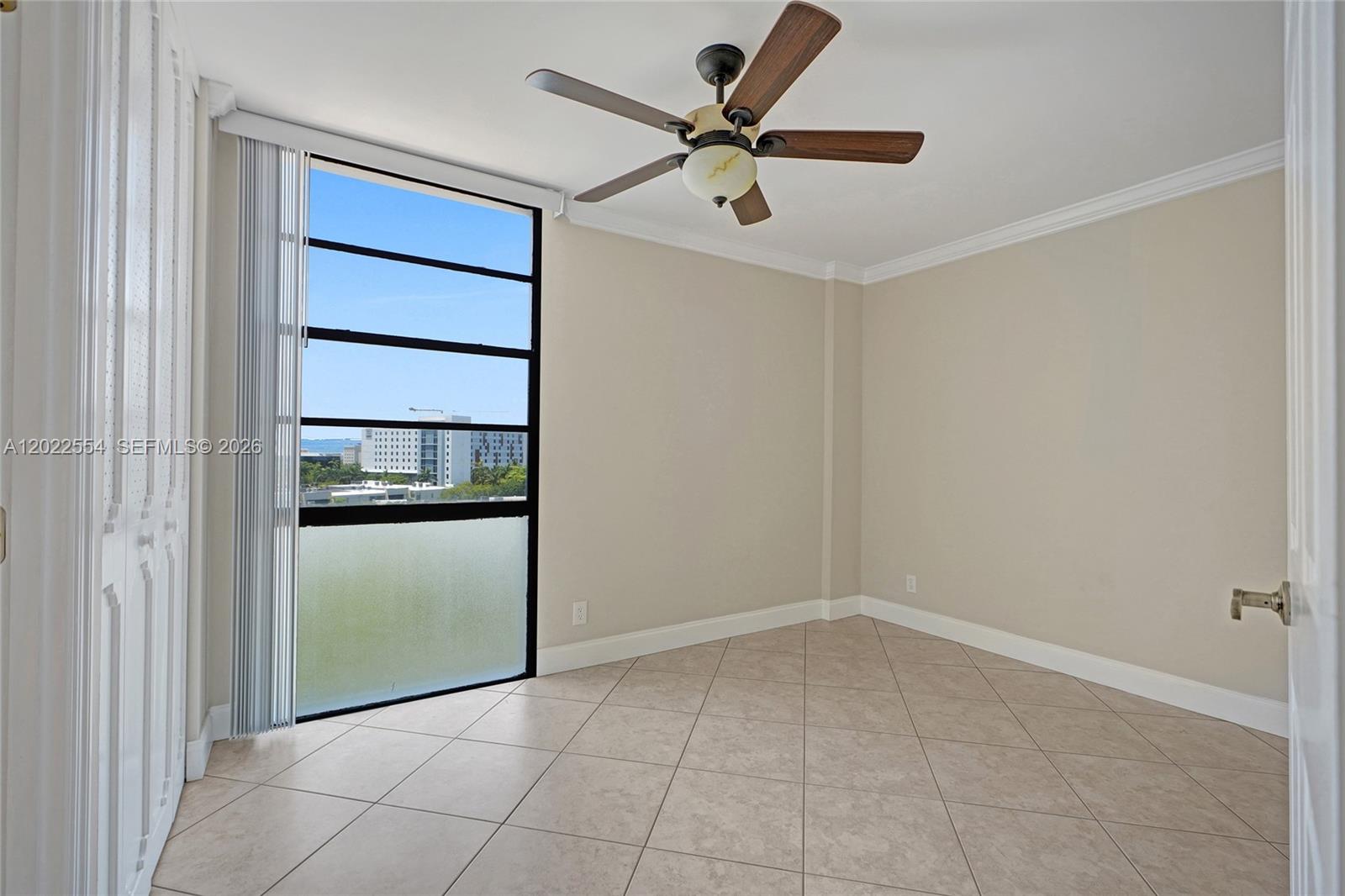 BISCAYA IV CONDO - Residential Lease
