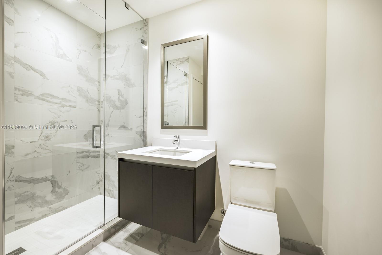 PARAMOUNT MIAMI WORLDCENT - Residential