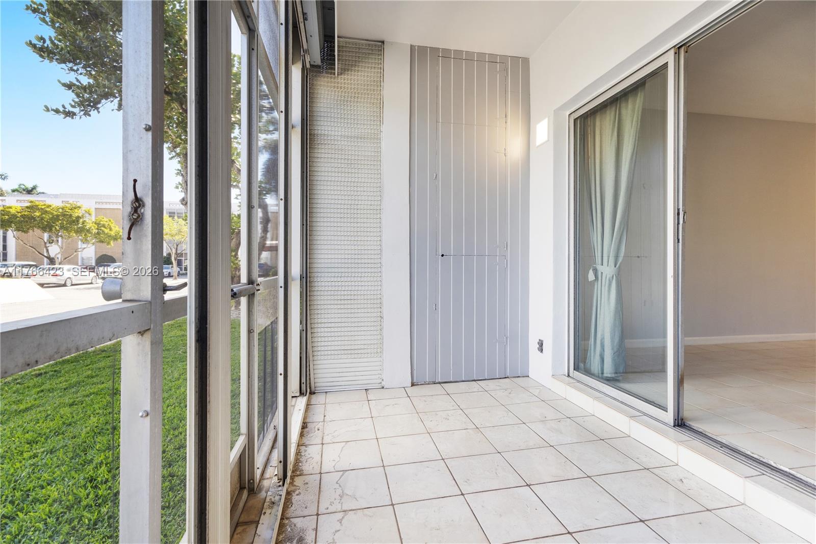 RIVER SHORES CONDO - Residential