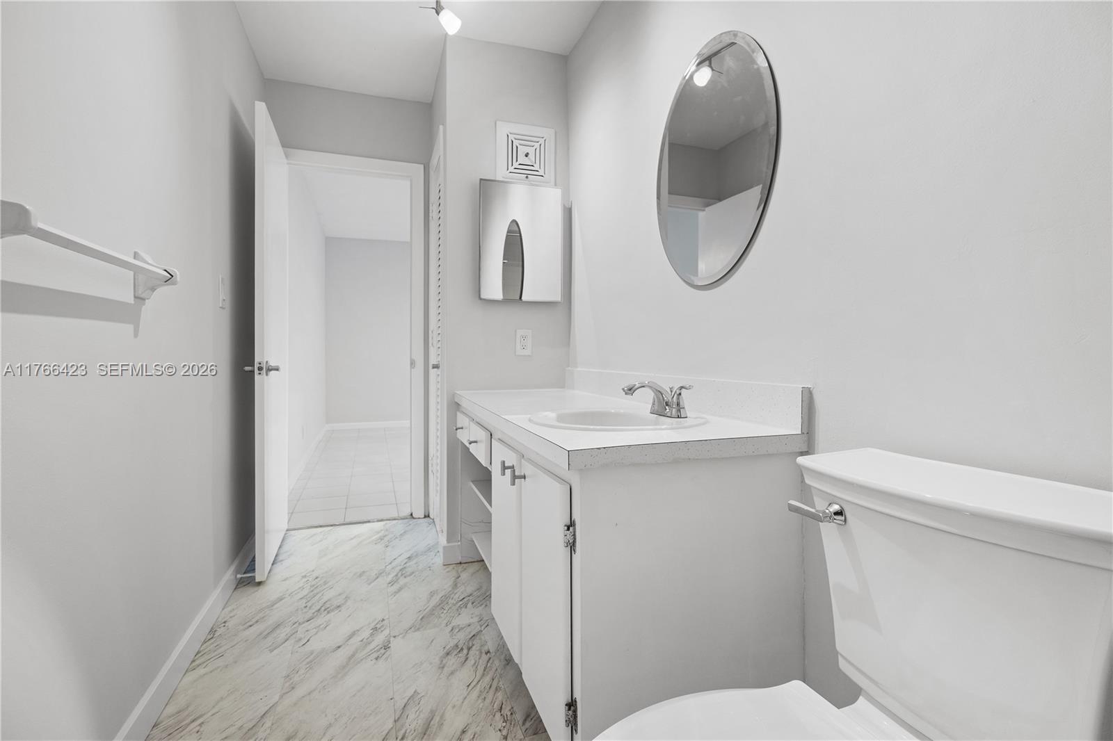 RIVER SHORES CONDO - Residential