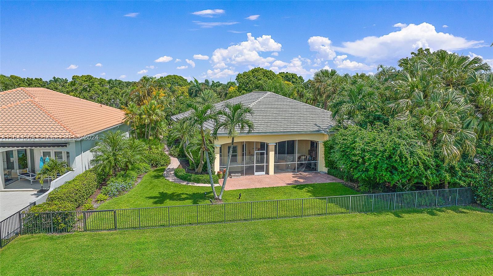 Admirals Cove - Residential