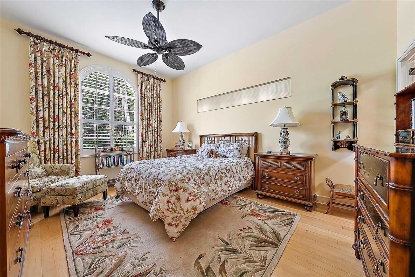 Admirals Cove - Residential