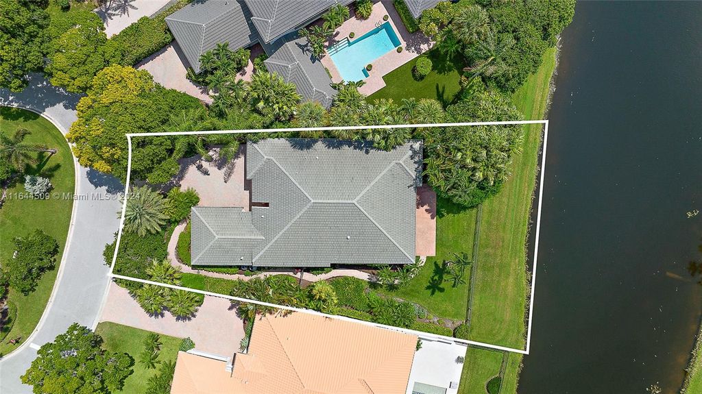 Photo of 167 N Village Way, Jupiter, FL 33458 (MLS # A11644509)