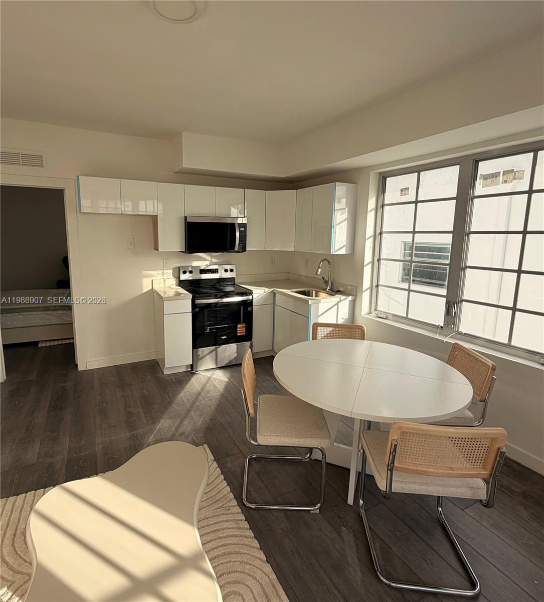 LINCOLN SUB - Residential Lease